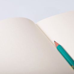 Caderno Sem Pauta 14 x 21 cm
